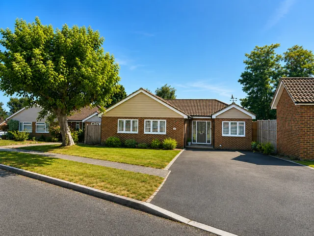 46 Elmleigh, Midhurst GU29 9EZ