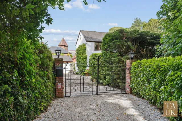 Foxdale Clyffes Farm Close, Scarisbrick L40 9SB