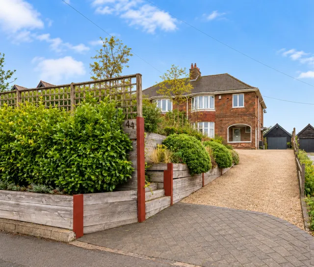 44 Cockhill, Trowbridge BA14 9BQ