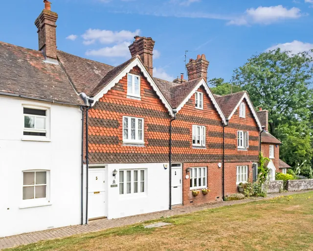 11 The Green, Newick BN8 4LA