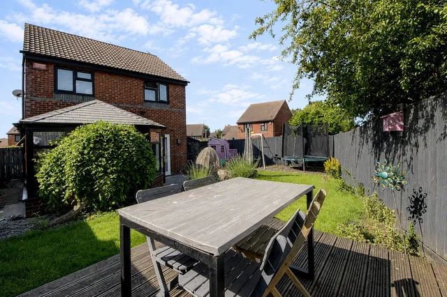 1 Wilks Croft, Shenley Church End MK5 6AP