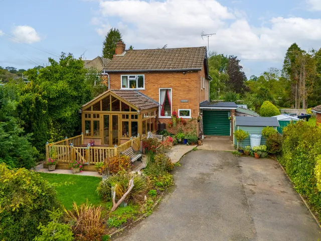 Glendevon Oreton Road, Kidderminster DY14 0TH