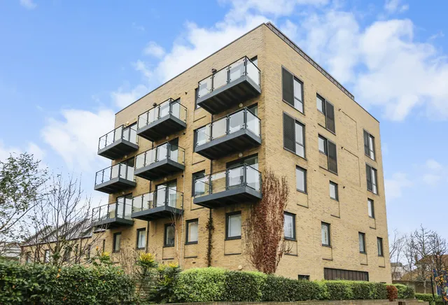 Family & Group Stay | 3 Bedroom Duplex Apartment | Greenwich | Pet Friendly | Near O2 Arena