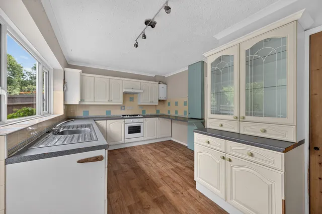 23 Offa Road, Hastings TN35 5HR