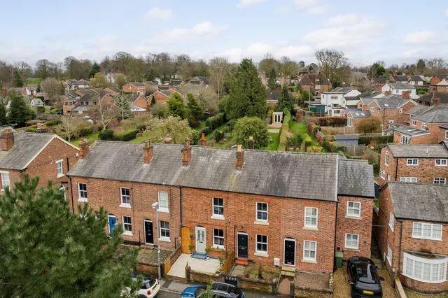 27 Hartford Road, Northwich CW9 8JA