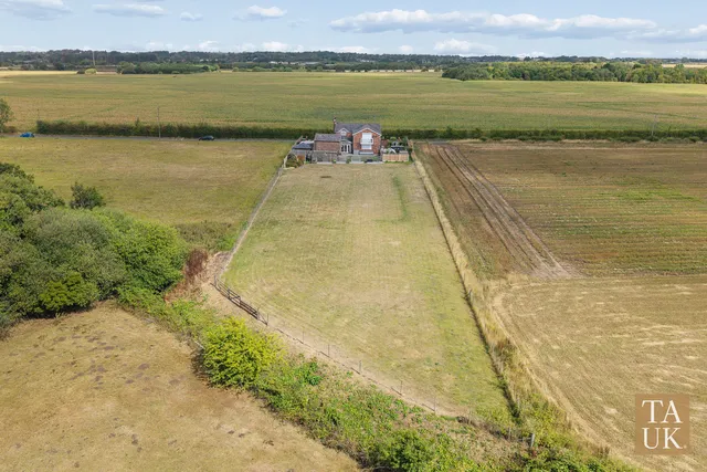 Home Farm Butchers Lane, Aughton L39 6SY