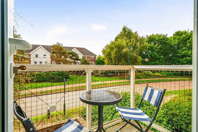 6 Niagara Close, West Malling ME19 4HR