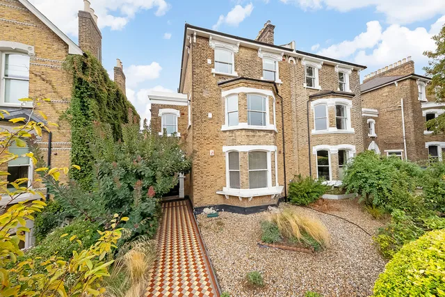 33b Breakspears Road, London SE4 1XR
