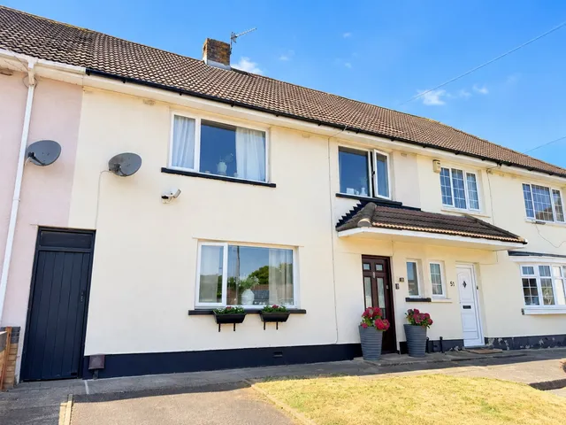 49 Heol-Y-Felin, Caerphilly CF83 1AU