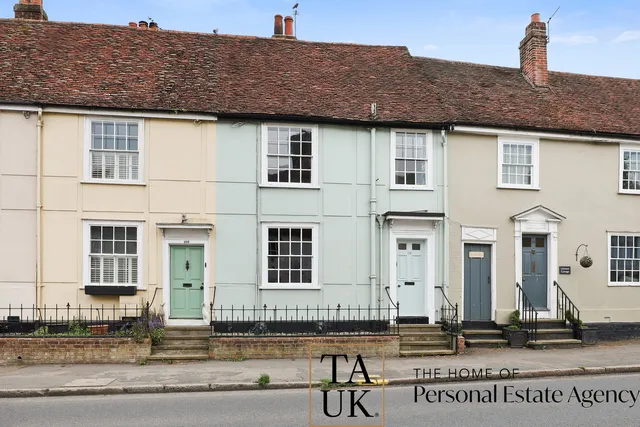 98 High Street, Earls Colne CO6 2QX