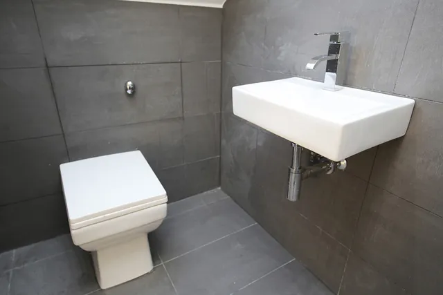 36 Charteris Road, London NW6 7ET