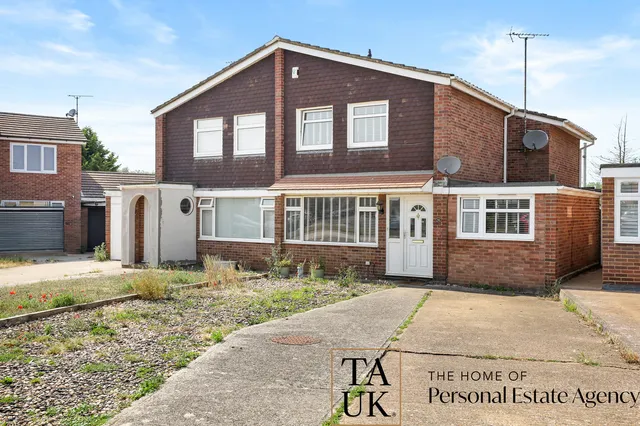 46 Sherwood Way, Colchester CO5 9LJ
