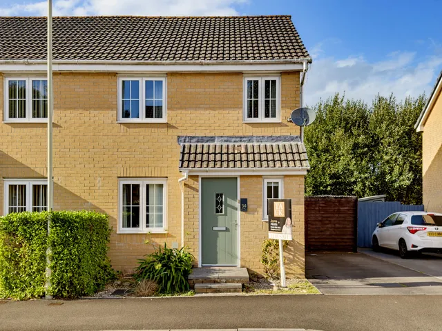 34 Clos Tyn Y Coed, Bridgend CF32 9PQ