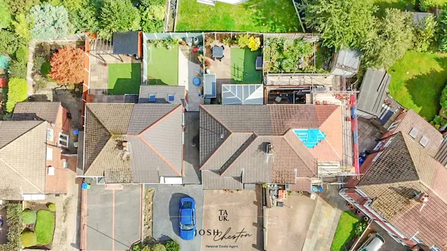 60 Ruthin Avenue, Manchester M24 1FG