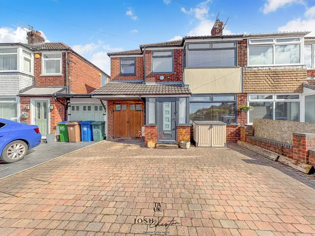 60 Ruthin Avenue, Manchester M24 1FG