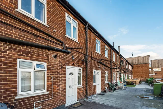 229a Broadway, Bexleyheath DA6 7EJ
