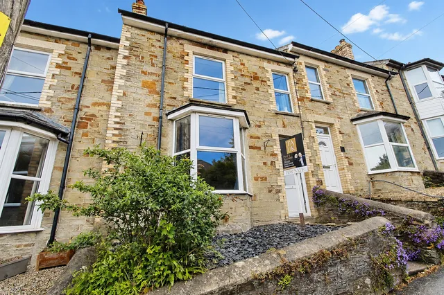 12 Clifden Terrace, Bodmin PL31 2NH
