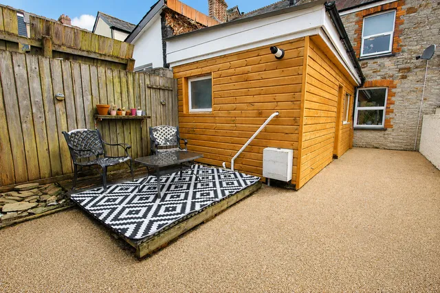 12 Clifden Terrace, Bodmin PL31 2NH