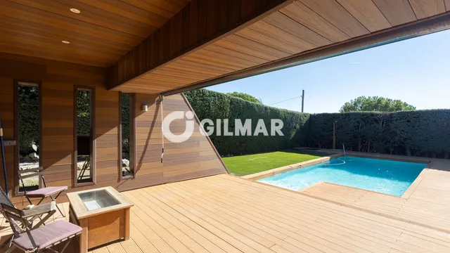 Villa in VALDEMORILLO, Madrid