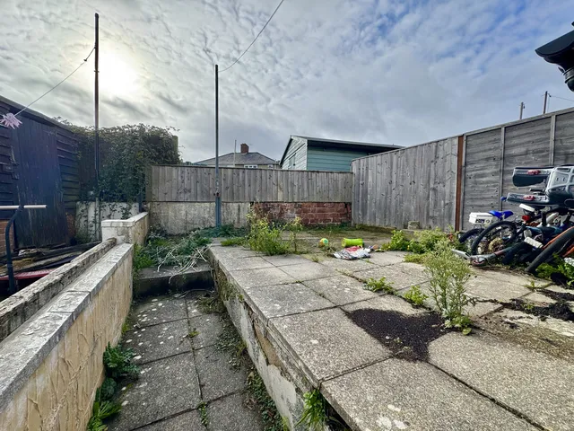 7 Catherine Terrace, Newport PO30 5HW