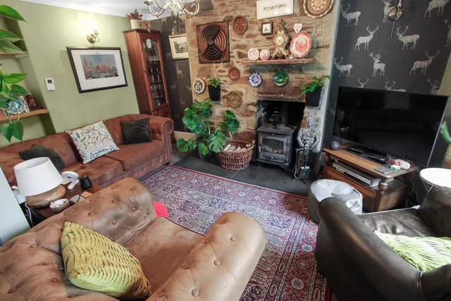 Worcester Cottage Fore Street, Bodmin PL31 2JB