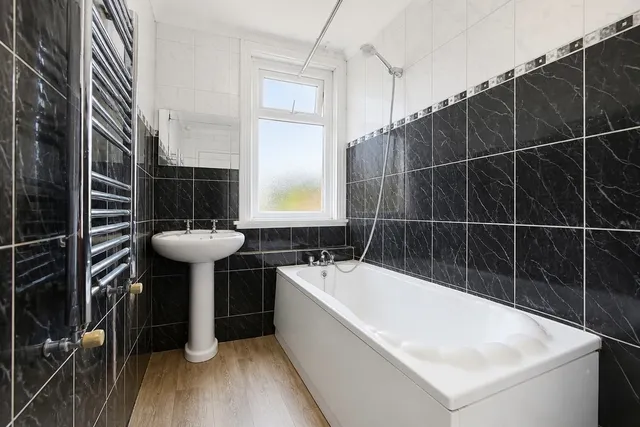 34 Grafton Road, Newport NP19 0AS