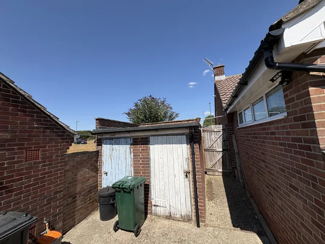 61 Duncan Road, Chichester PO19 3NJ