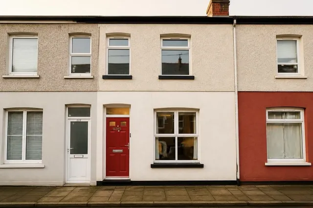 120 Arail Street, Abertillery NP13 2NQ