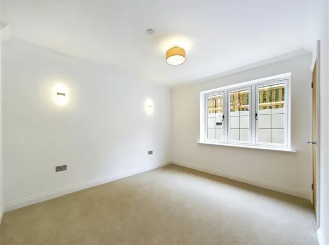 Valley View, 20 Mill Lane, Worthing BN13 3DJ