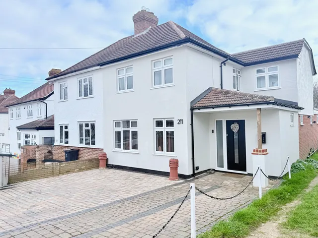 211, Queensway, West Wickham