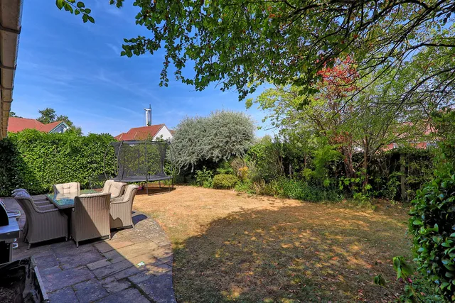 1 Sylvan Tryst, Billericay CM12 0AX