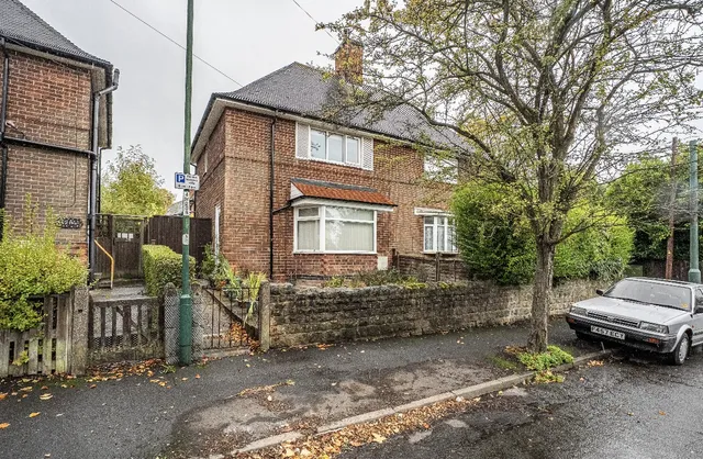 26 Morley Avenue, Nottingham NG3 5FW