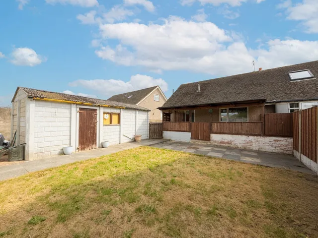 16 Mill Hill Grove, Morecambe LA3 3JZ