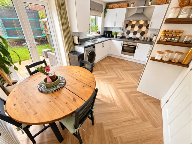 17 Buckthorn Lane, Blackburn BB2 5AR