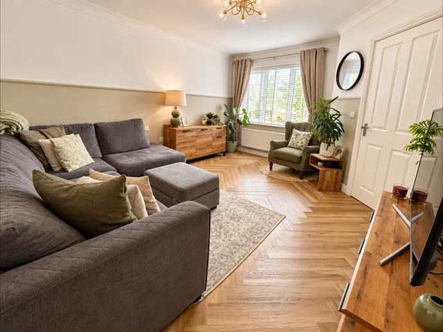 17 Buckthorn Lane, Blackburn BB2 5AR