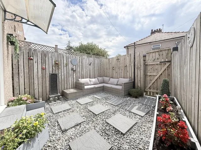 64 Rosebery Avenue, Morecambe LA4 5RU
