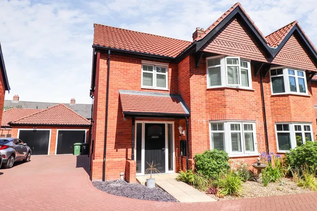 3 Vaughan Close, Cromer NR27 0FE