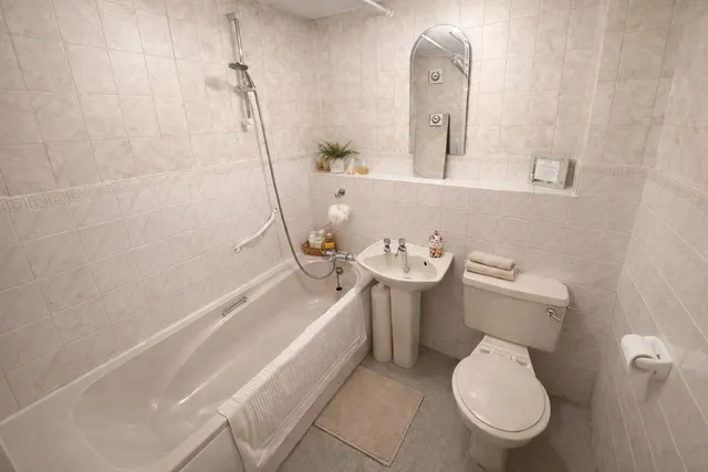 48 The Beeches, St. Albans AL2 2NL