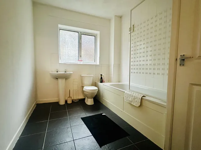 120 Arail Street, Abertillery NP13 2NQ