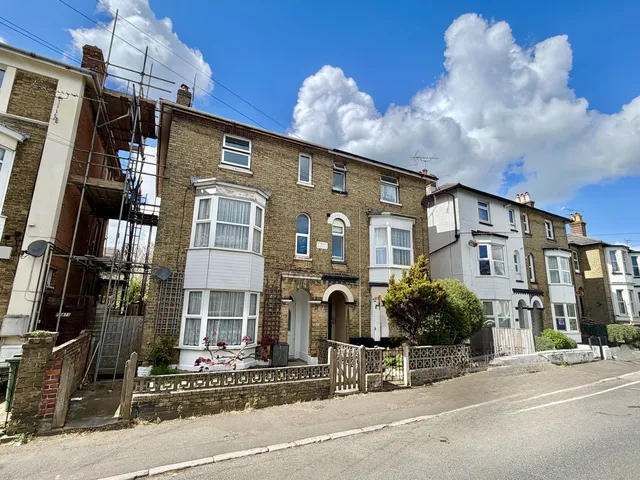 79, Monkton Street, Ryde