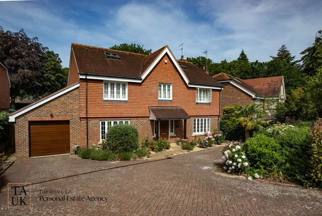 Camellia House Thakeham Copse, Pulborough RH20 3JW