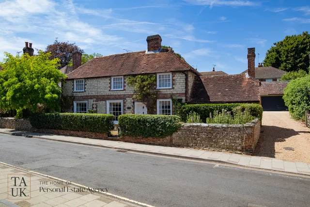 The Palace, 18 Church Street, Pulborough RH20 4LA