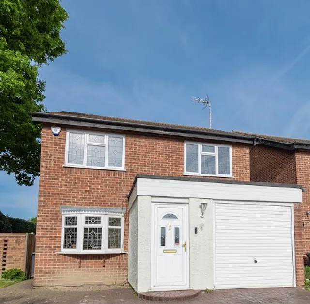 26 Paddock Close, Leigh-on-sea SS9 5QR