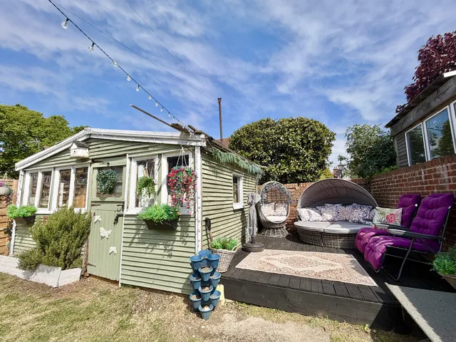 8 Great Preston Road, Ryde PO33 1DR