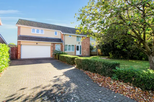3 Valley Drive, Yarm TS15 9JQ
