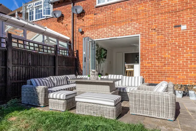 104 Iron Mill Lane, Kent DA1 4RR