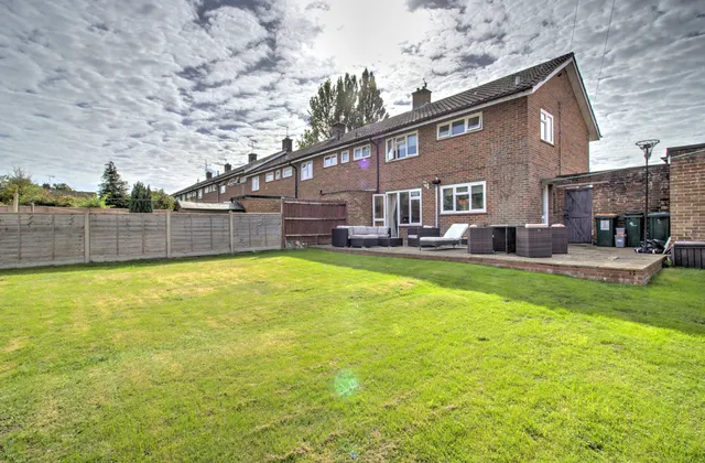 2 Punch Copse Road, Crawley RH10 1RD