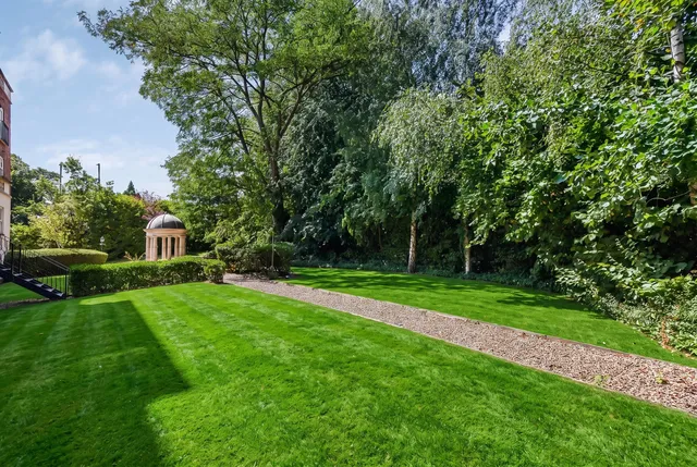 41 Grand Regency Heights Burleigh Road, Ascot SL5 8FE