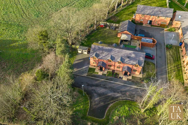 6 Halsall Farm Grove, Halsall L39 8AB