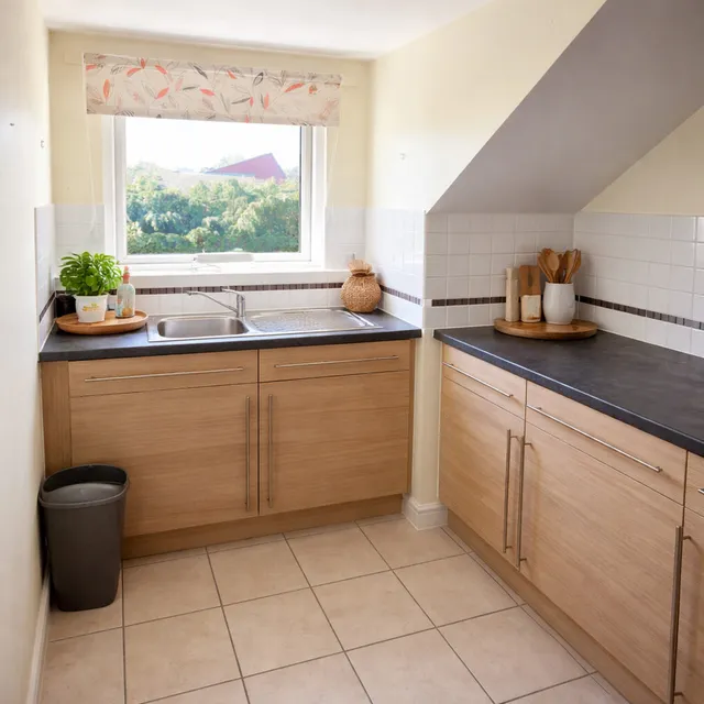 Flat 35 Cherrett Court, 557 Ringwood Road, Ferndown BH22 9FE